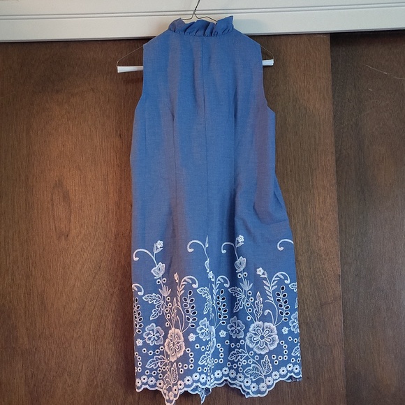 Blue Dress Machine Washable. - Picture 2 of 4